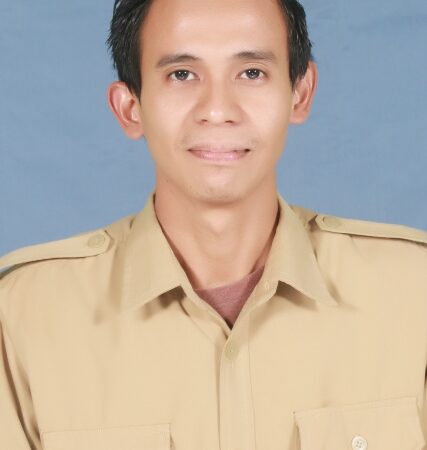 JUNI PAMUNGKAS, S.Pd.