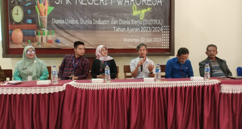 Sinkronisasi Kurikulum SMKN 1 Warureja dengan DUDI