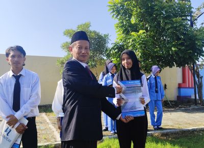 Pelepasan Kelas XII SMK Negeri 1 Warureja